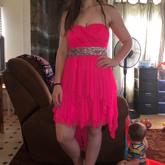 Dress - Picture 3 of 4